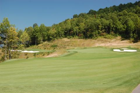 balsammtn5approachtotwogreens.jpg balsammtn5approachtotwogreens.jpg